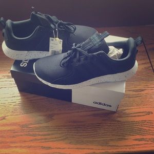 COPY - Mens Adidas Sneakers 10.5